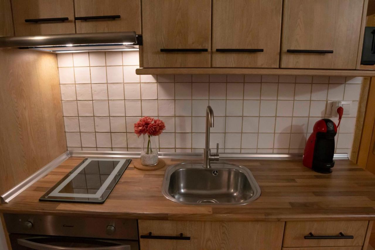 Apartamentos Erlueta كالاتايوذ المظهر الخارجي الصورة