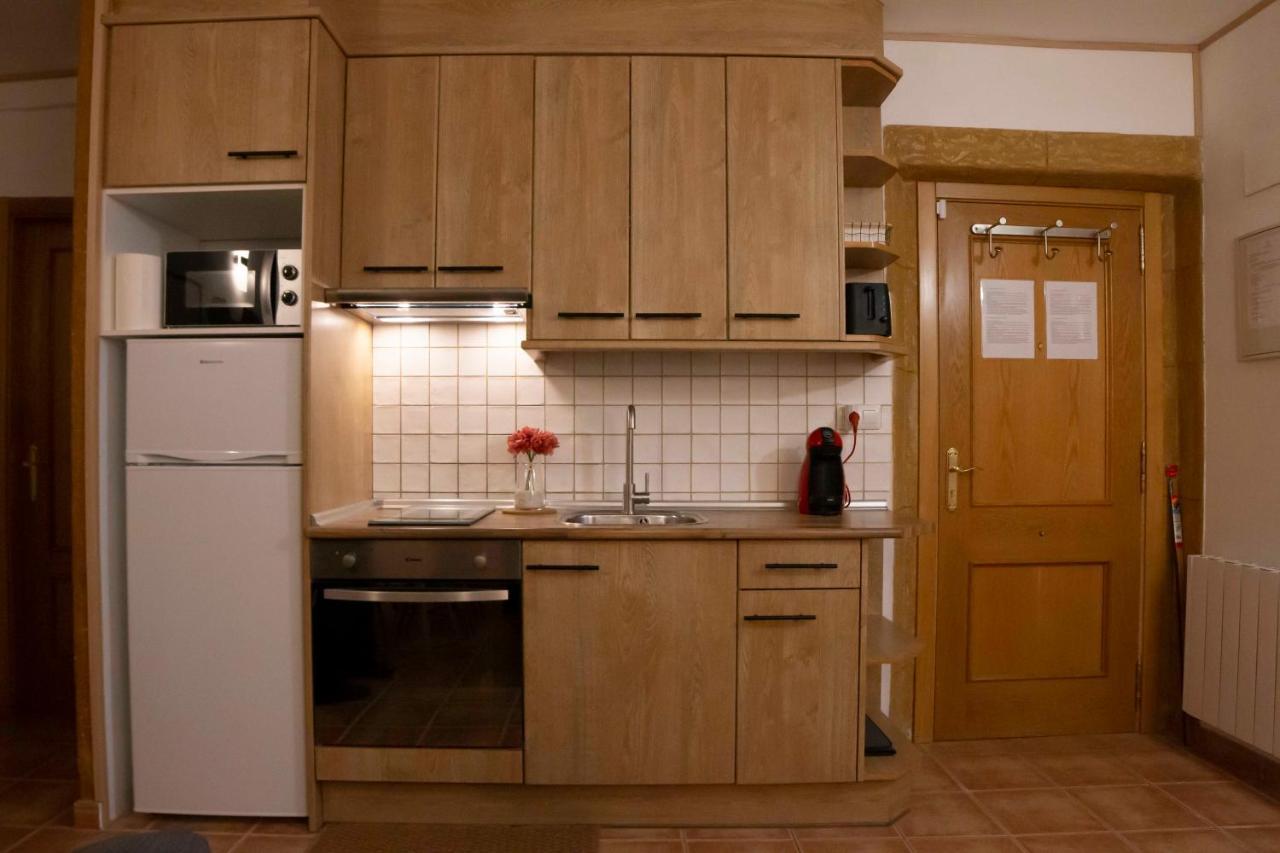 Apartamentos Erlueta كالاتايوذ المظهر الخارجي الصورة