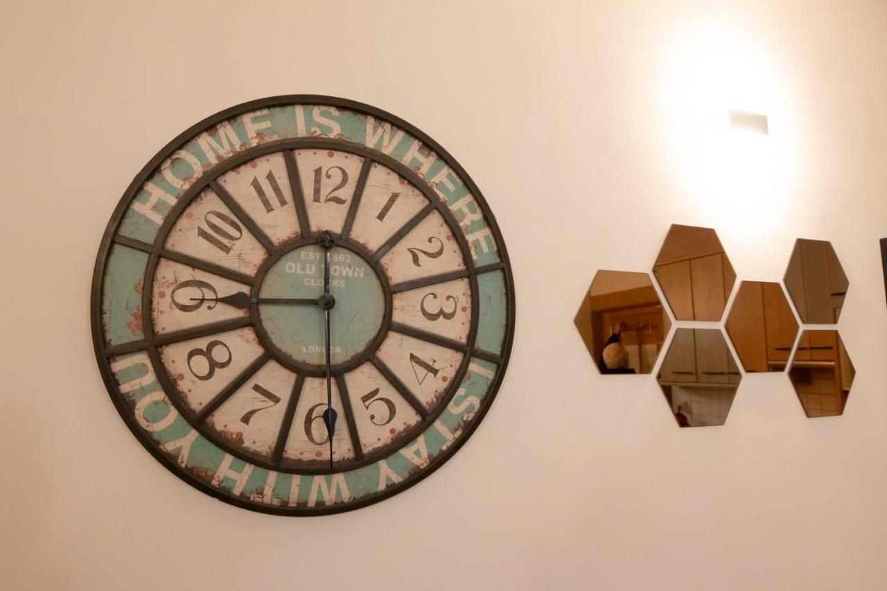 Apartamentos Erlueta كالاتايوذ المظهر الخارجي الصورة