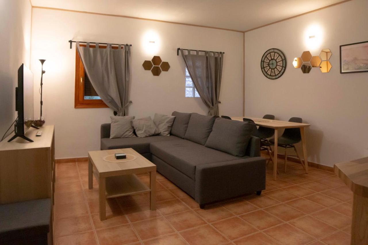 Apartamentos Erlueta كالاتايوذ المظهر الخارجي الصورة